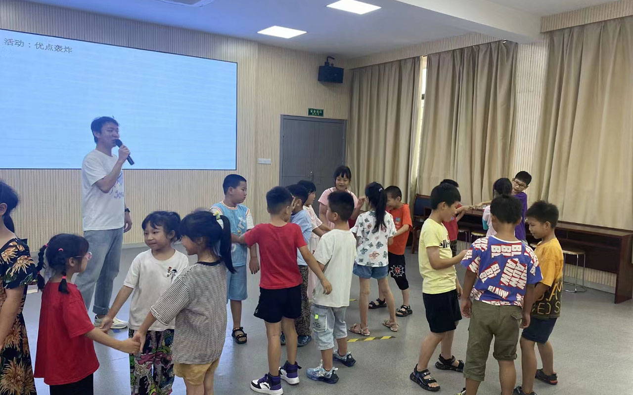 永康龙观乡中心学校